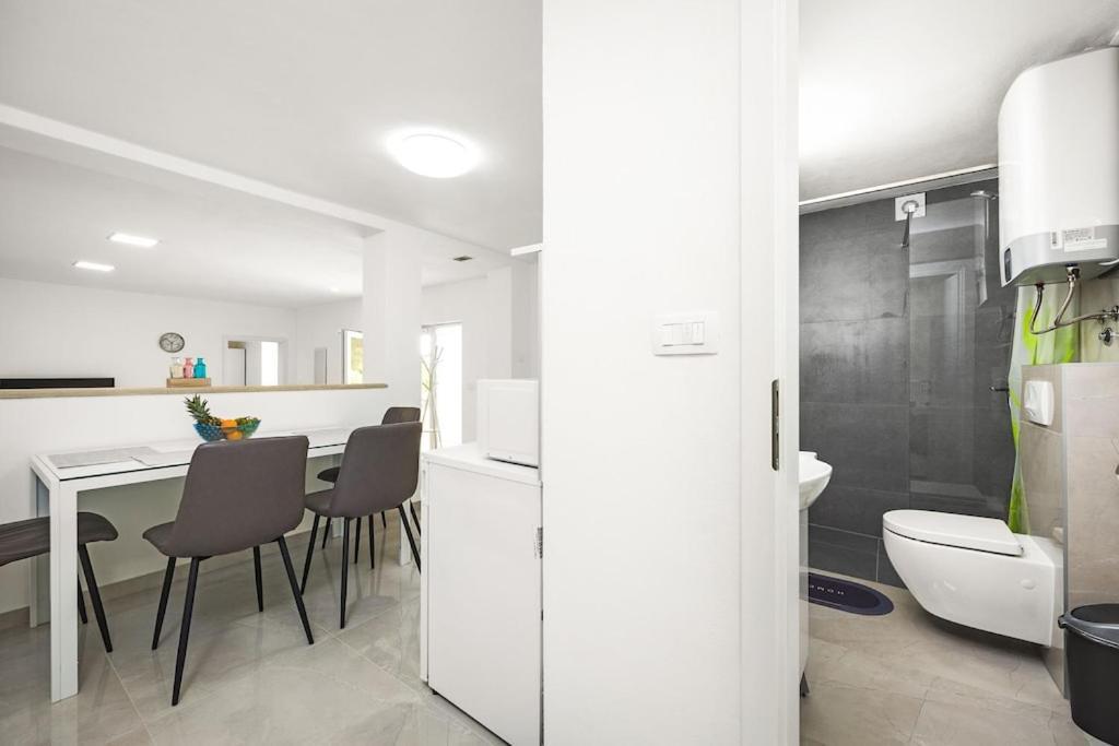 Apartmán Olive Garden Near 3 Km From Center And Only 4 Km From The For 4 Persons *